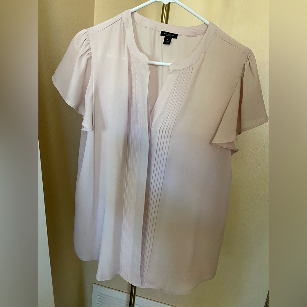 Ann Taylor Factory flutter sleeve blouse M